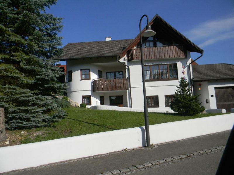 Wohnbau – Wohnhaeuser_in_Jungingen04.jpg