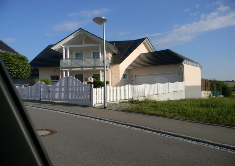 Wohnbau – Wohnhaeuser_in_Starzeln03.jpg